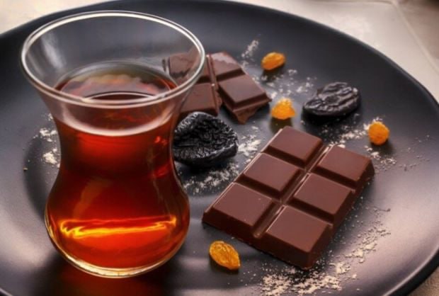 Το τσάι και η σοκολάτα σας βοηθούν να χάσετε βάρος